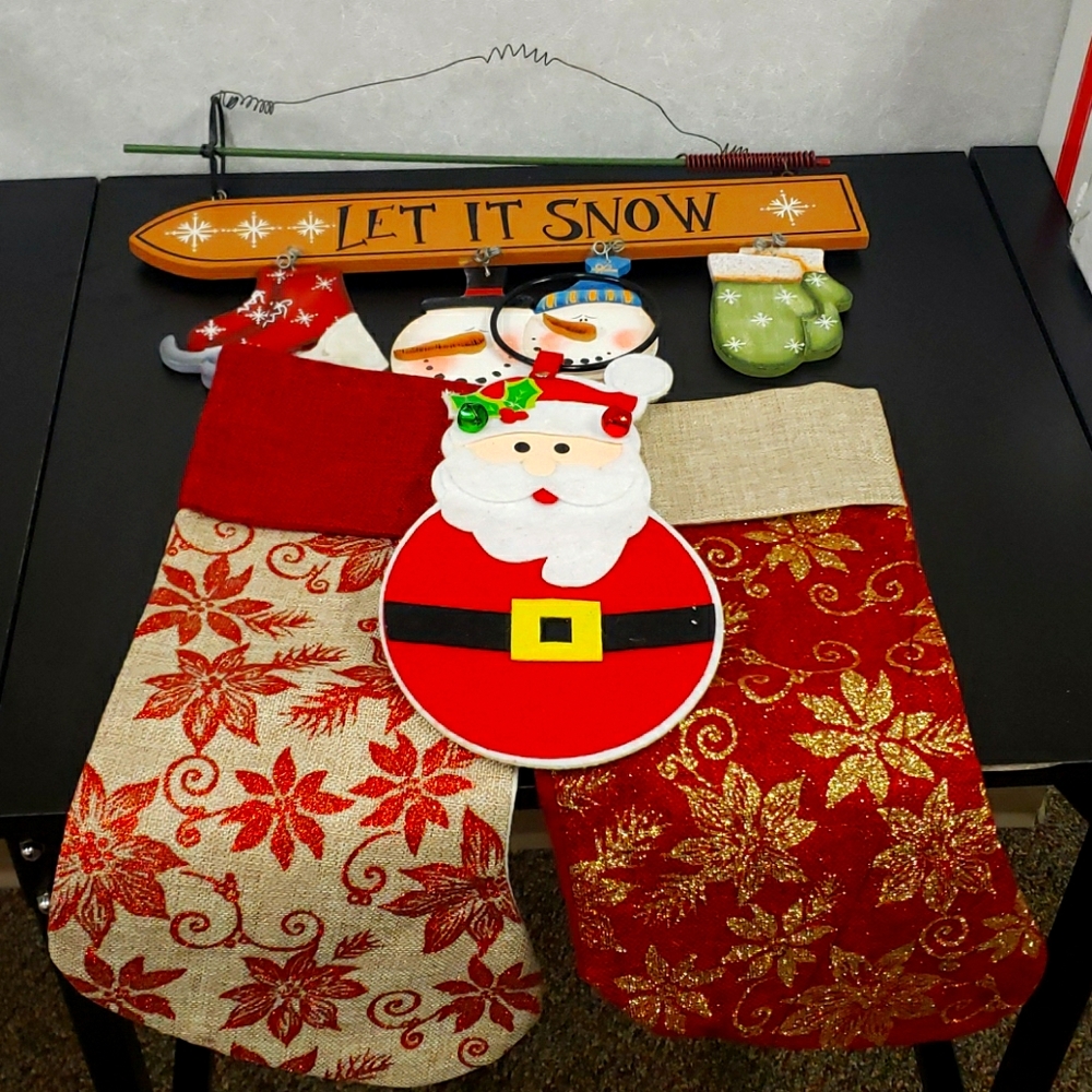 Christmas decor grouping